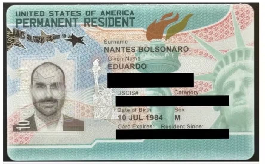 Eita! Eduardo Bolsonaro Bate Asas e Recebe Autorização Para Morar Permanentemente nos EUA