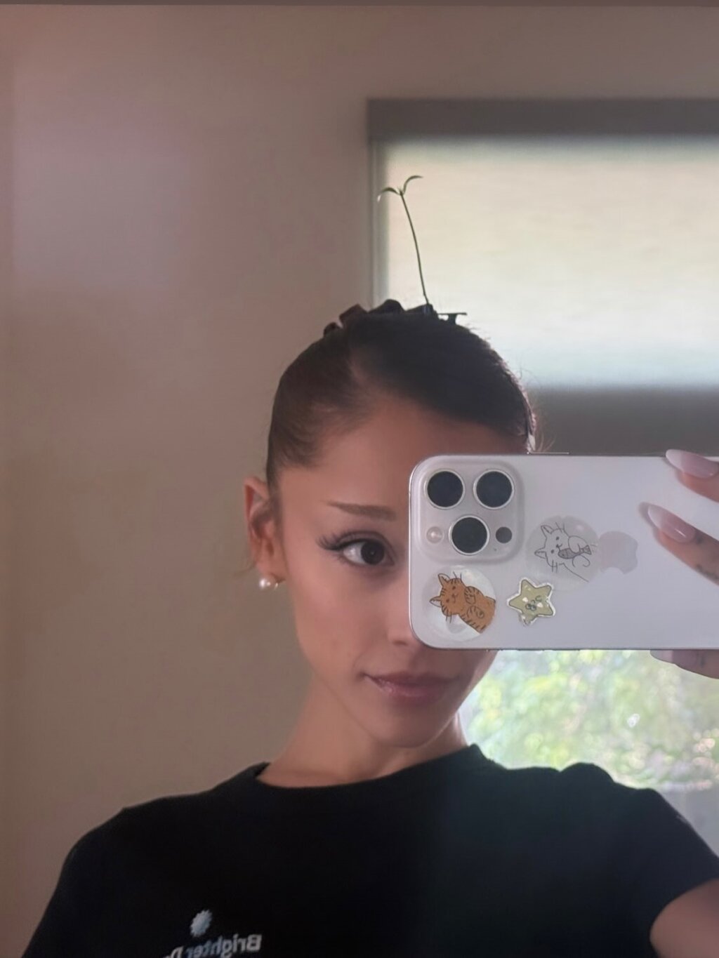 Ariana Grande: Mudança BOMBÁSTICA em “thank u, next” REFORÇA rumores com ex!