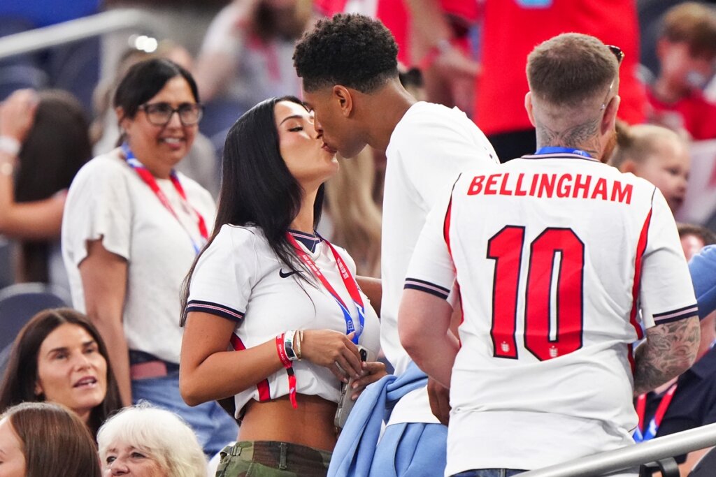 Jude Bellingham e Ashlyn Castro: O Romance Discreto Que Agita a Web!