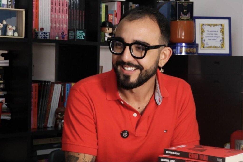 Raphael Montes, o Mestre do Terror, Faz Confissão Inusitada: “Sou Medroso” e Não Gosta de True Crime!
