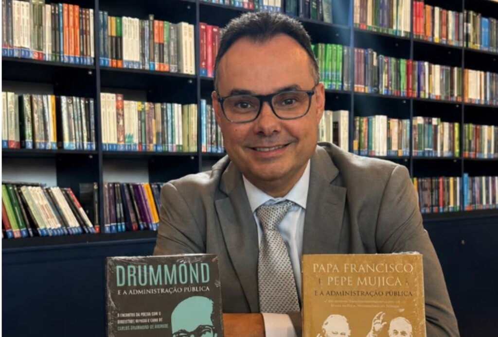 Orgulho Alagoano: Fábio Lins Brilha Novamente como Finalista do Prêmio Jabuti!