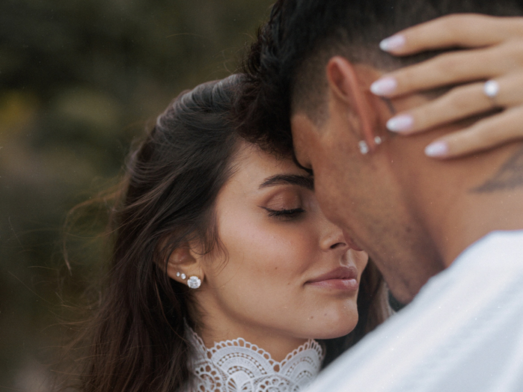 BOMBA! Gabriel Medina Anuncia Gravidez de Isabella Arantes No Altar E FAROFA REVELA O NOME DO BEBÊ!