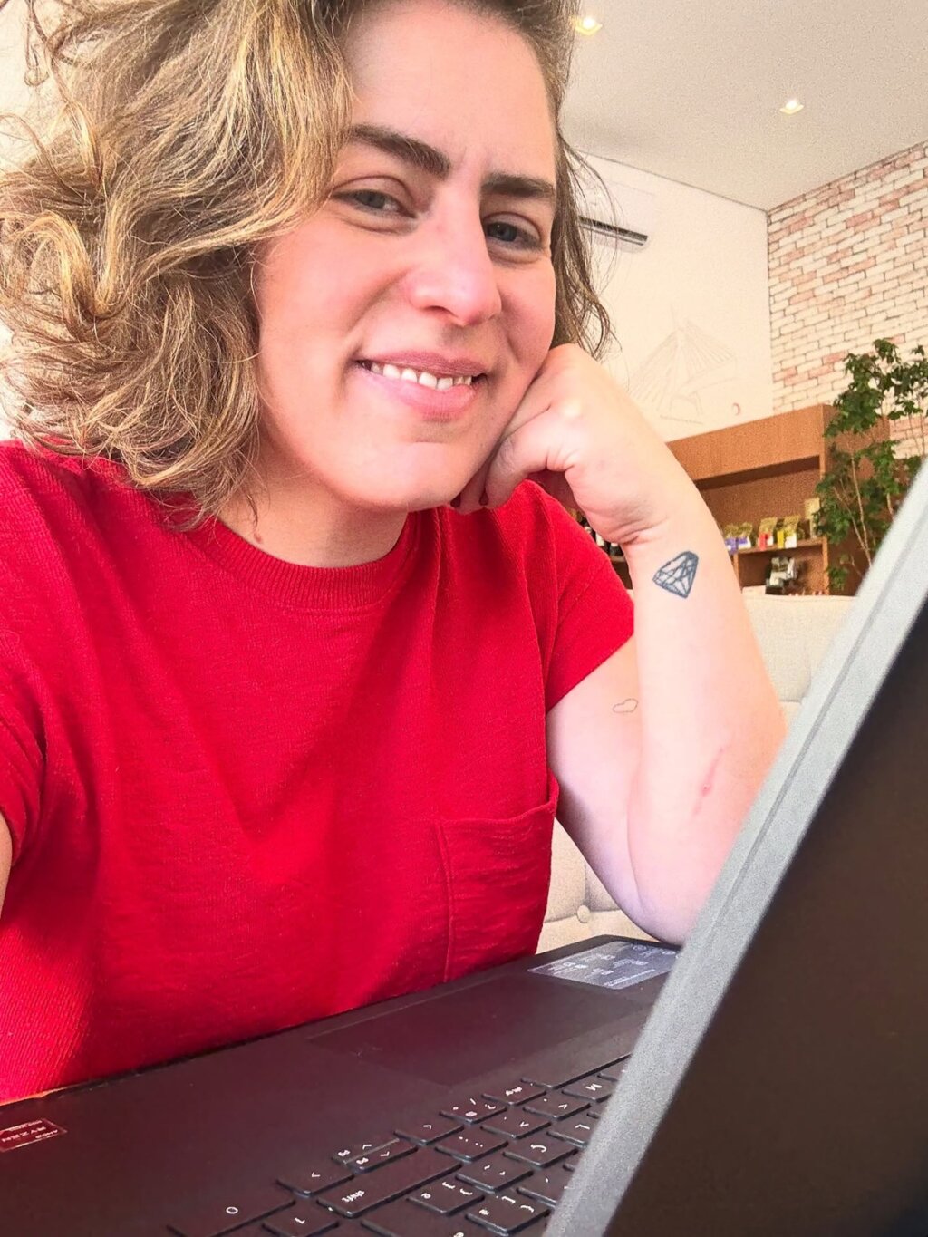 Luciana (Rouge) não quer saber de ‘A Fazenda’: “Não curto briga!”