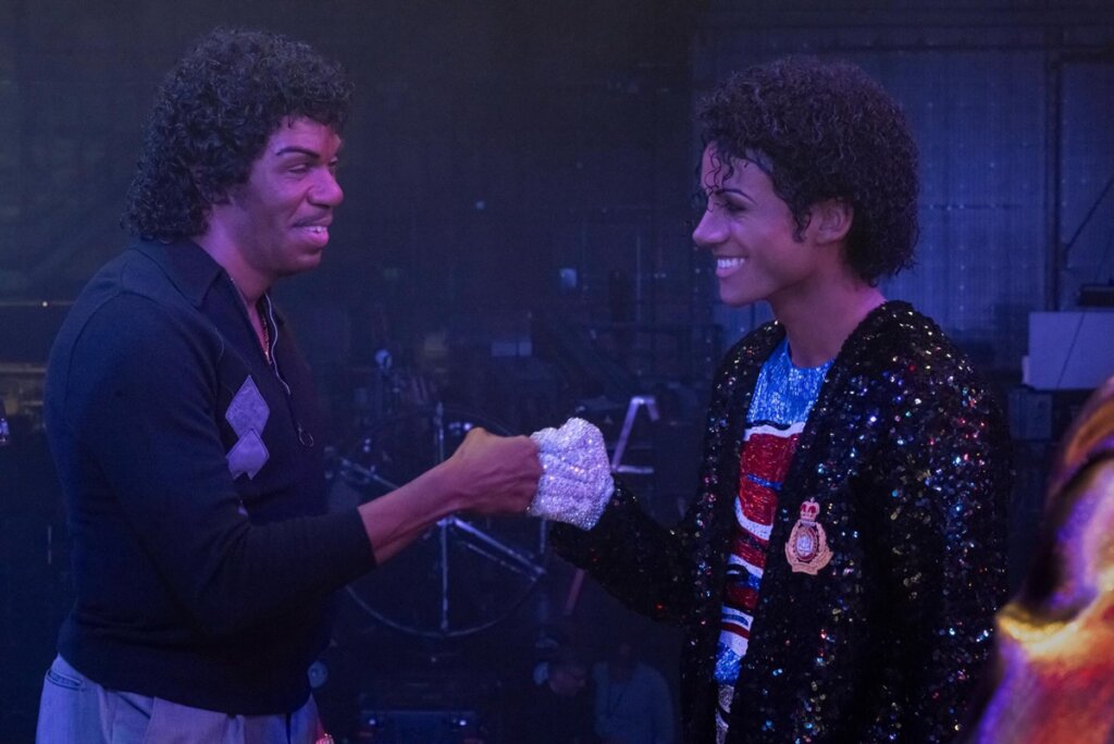 REI DO POP FAZ HISTÓRIA: FILME ‘MICHAEL’ BATE US$1 BILHÃO E ARREBENTA NAS BILHETERIAS!