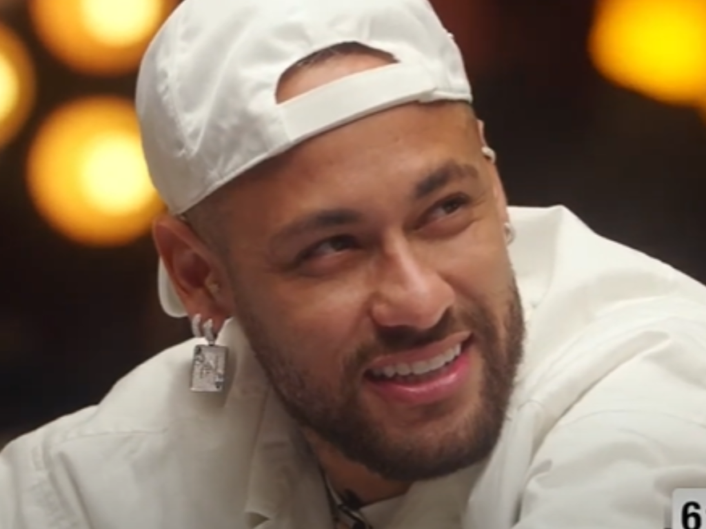 Cadê a tristeza? Neymar é flagrado em Las Vegas jogando poker após eliminação na Copa!