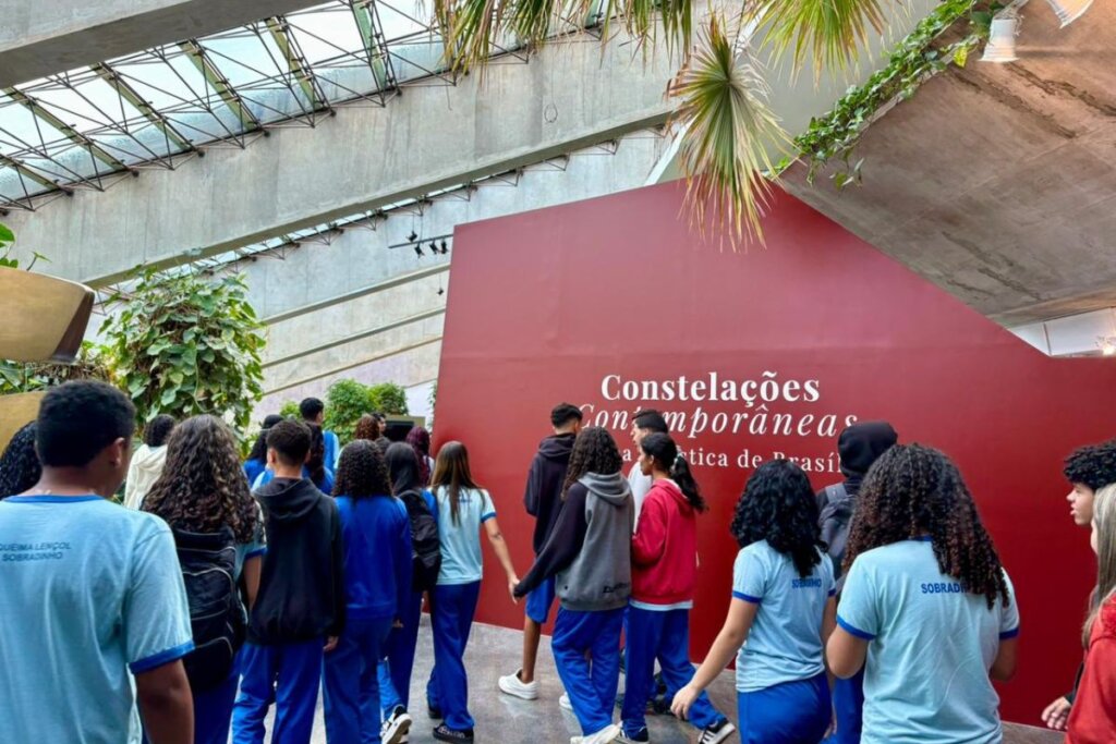 Última Chamada! ‘Constelações Contemporâneas’ se despede com entrada franca!