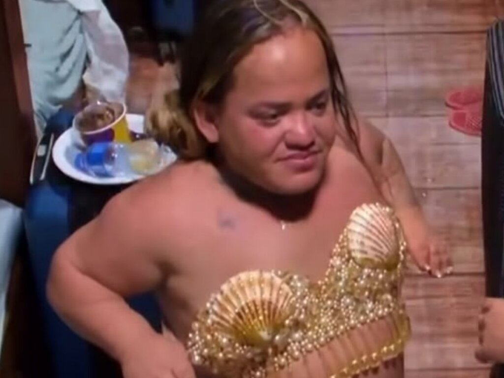 RANCHO PEGA FOGO! Cocô na Sacolinha e Cenas Quentes de Passiva de Botas e Caahzinho Chocam em Reality de Carlinhos Maia