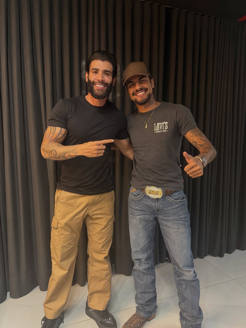 Babado Forte! Jeninho e Gusttavo Lima Fecham Parceria Gigante com Estreia em Barretos!