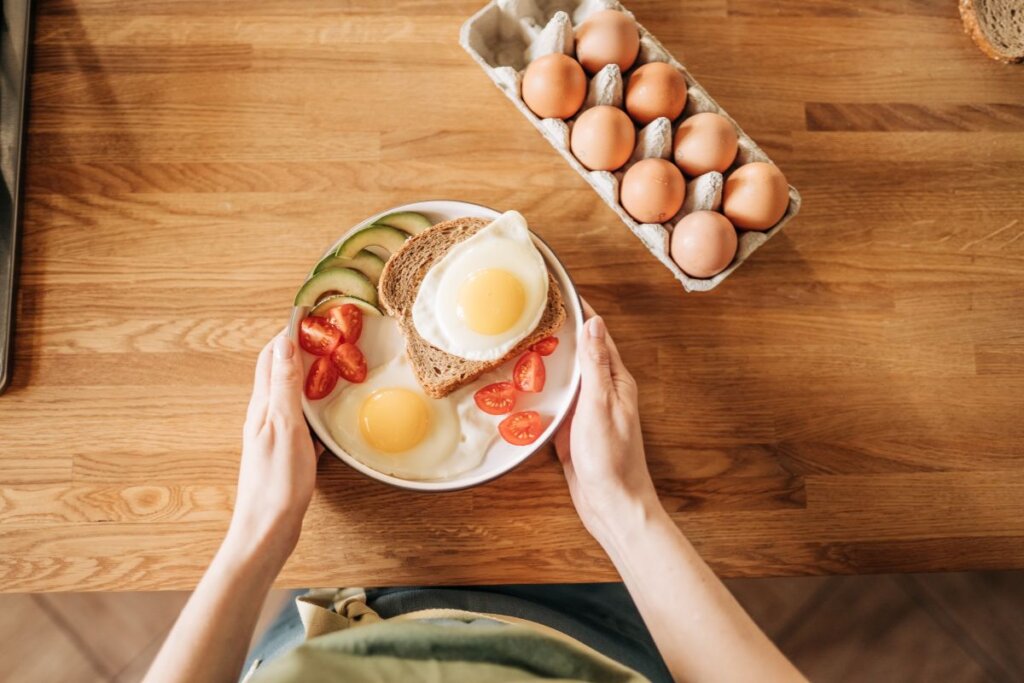 Quer Perder Barriga? Nutri Acha que Você Não Deve Pular o Café da Manhã!