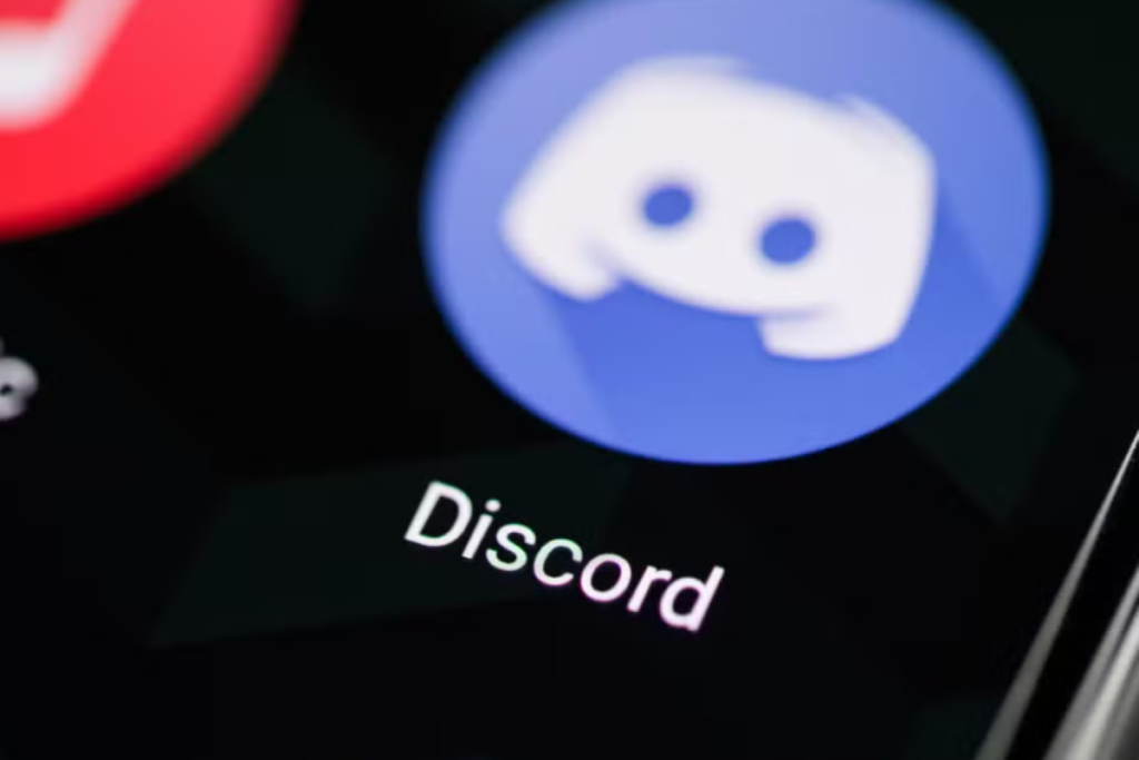 Janja Pede Bloqueio do Discord Após Morte Chocante de Adolescente