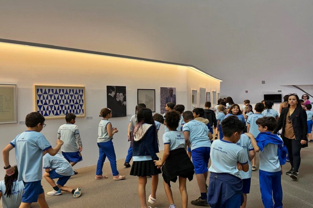 FAROFA CULTURAL: 209 Sul explora ‘Utopias em Construção’