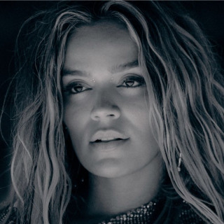 Karol G Conquista o Mundo com Novo Hit e Anuncia Parcerias Peso-Pesado!
