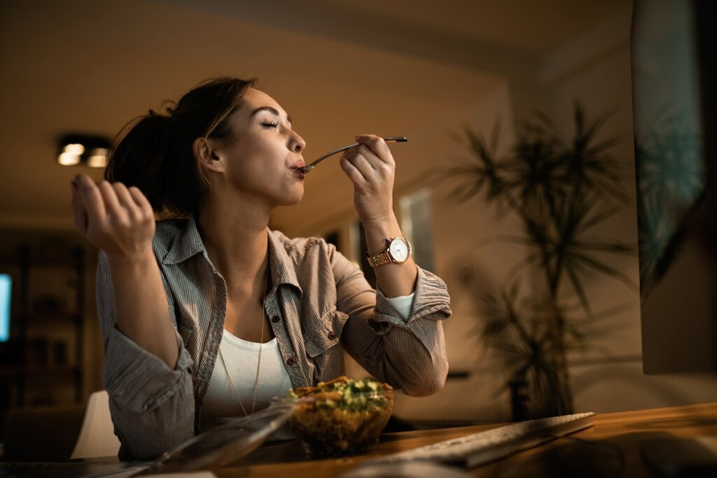 Jantar Turbinado: Nutri Desvenda Segredos para Emagrecer Comendo Bem!