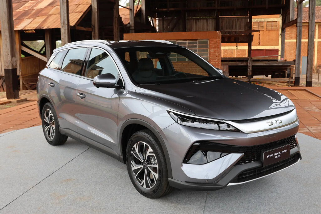 BYD Bota os Haters Pra Dançar: Song Pro Super-Híbrido Silencia as Críticas no Ringue!