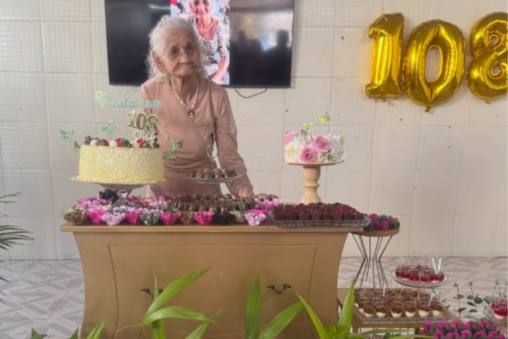 Festa de Arromba! Dona Madalena Celebra 108 Anos com Churrasco, Bolo e Pura Alegria em Goiás!