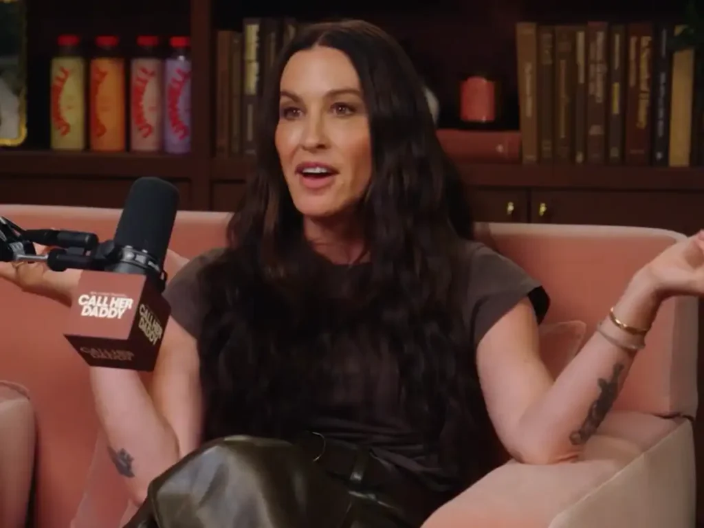 Alanis Morissette Abre o Jogo: Depressão Pós-Parto ‘Cada Vez Pior’ Após Três Gestações!