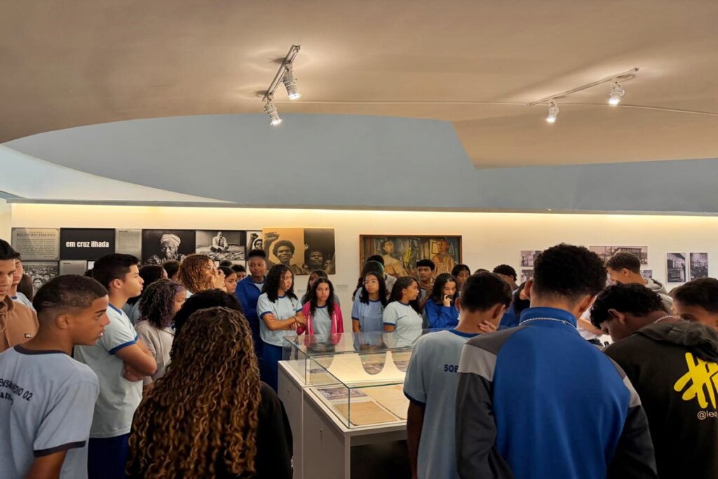 Alunos da Fercal Mergulham na História do DF com a Mostra “Utopias em Construção”