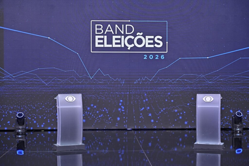 O brilho da Band em Alagoas e a cadeira vazia que falou alto no debate histórico