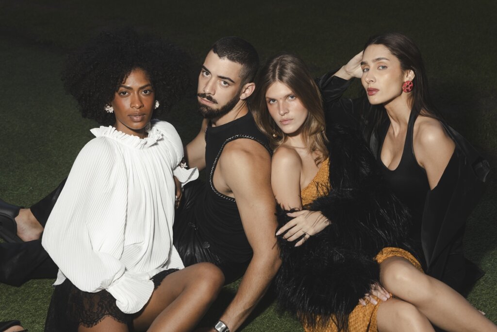 Metrópoles Catwalk: Raica Oliveira É Destaque Em Noite De Moda e Música Pra Lacrar!