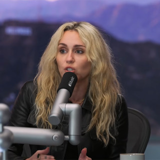 Miley Cyrus Quer ‘Dormir na Própria Cama’ e Prepara Residência de Shows em LA!
