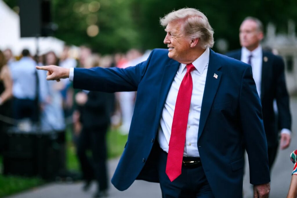 Trump quer a “Lei Rouanet” pra chamar de sua e movimentar Hollywood!