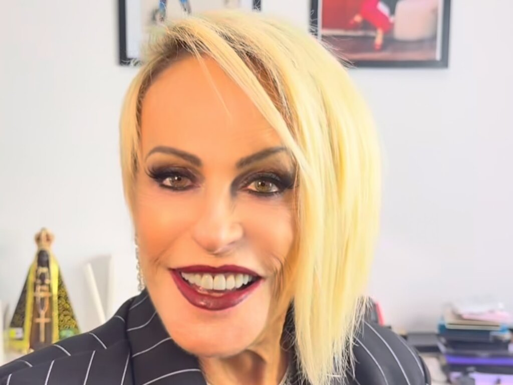 Aos 77, Ana Maria Braga choca e revela que QUASE namorou mulheres!