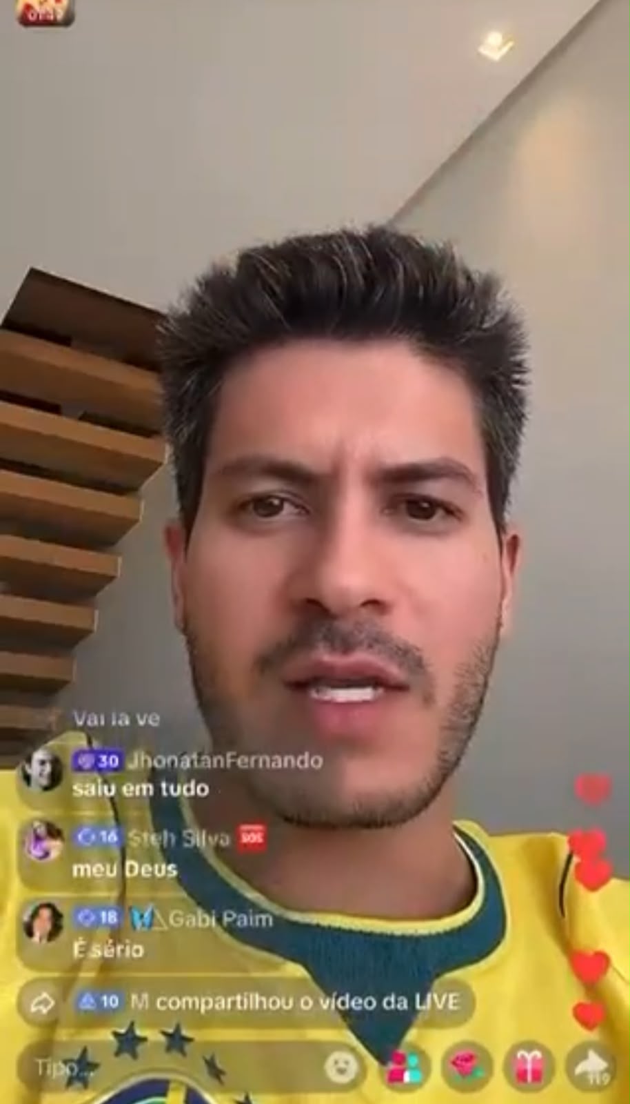 Arthur Aguiar em Choque: Descobre Morte de Lua Blanco Durante Live no TikTok