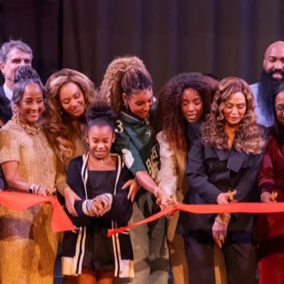 Acertando a nota da solidariedade! Beyoncé e Kelly Rowland abrem projeto financiado por hits do Destiny’s Child