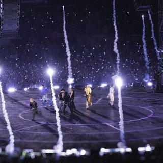 BTS Arrasa em SP: Bolsonaro, Dancinha BR e ‘IDOL’ Repaginado Marcam Estreia!
