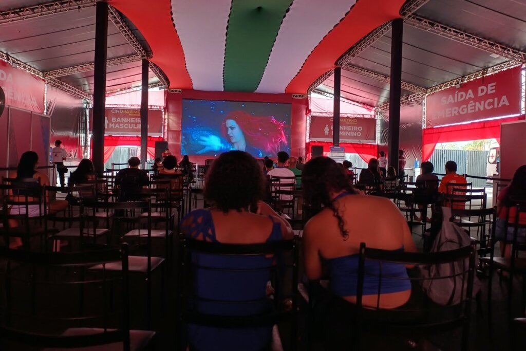 Pipoca, Tela Cheia e Sorrisos: Cinemáximo Itinerante Arrasa no Itapoã!