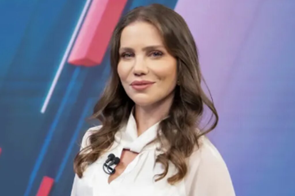 Adeus Chocante: Fabíola Corrêa Pede Demissão do SBT e Fala em Decisão “Dolorosa”!