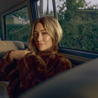 Hilary Duff confirma show extra no Brasil após esgotar primeira data