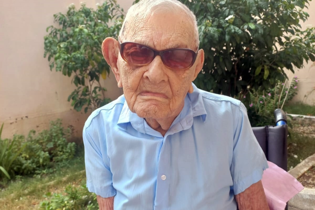 Festa e Parabéns! Cearense João Marinho Neto Completa 114 Anos e É o Homem Mais Velho do Mundo!
