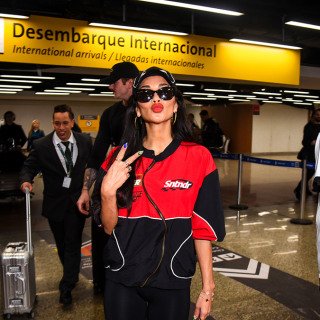 Pussycat Dolls Incendeiam SP: Nicole Scherzinger Chega Com Unha “À Brasileira” para Show com Pabllo Vittar!