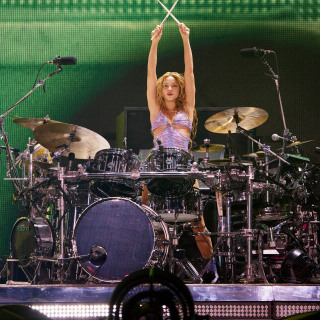 DEU SHAKIRA! Cantora Quebra Recorde MUNDIAL com Transmissão de Show na Espanha!