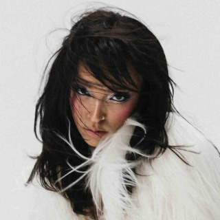 Finalmenteeee! Tinashe Conquista o Top 10 da Billboard com ‘Popstar’!
